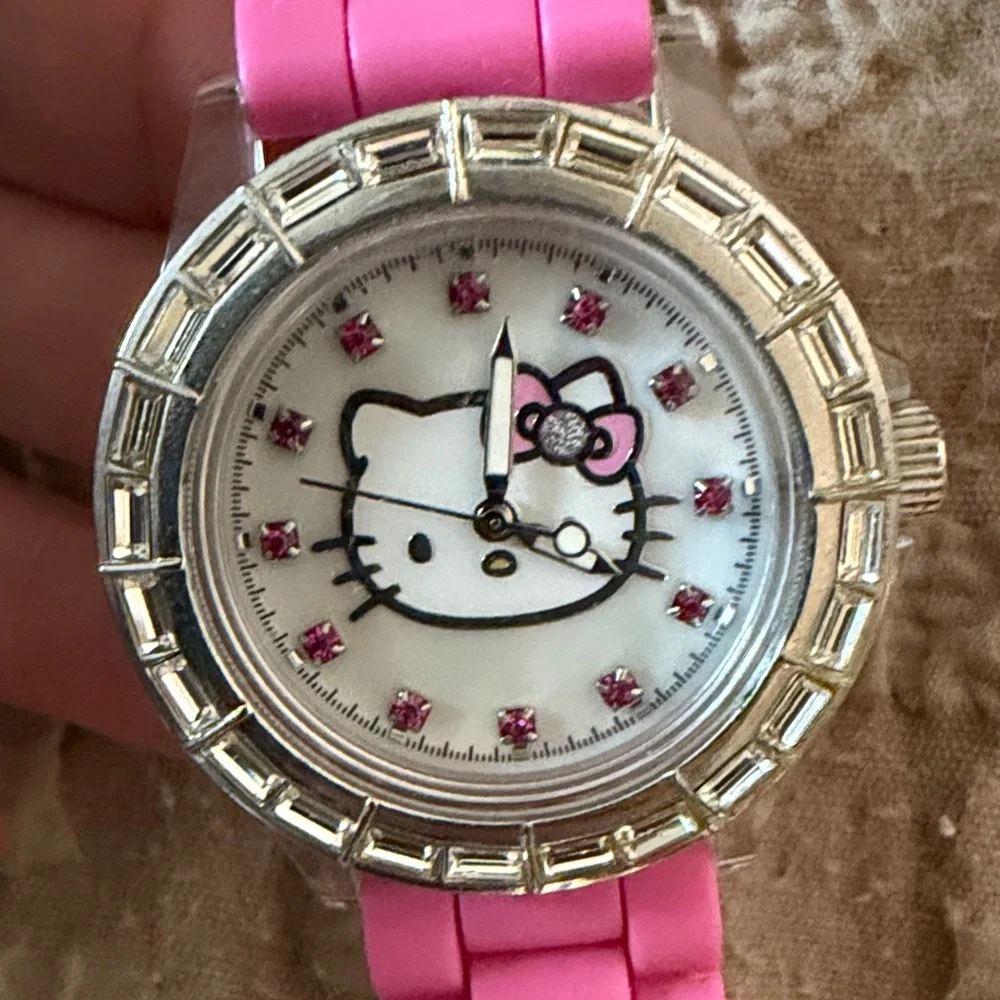 Hello Kitty Pink Silicone Strap Watch vintage